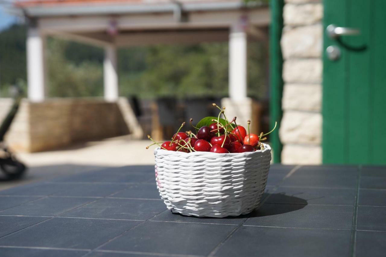 Holiday Home Liberan เวลาลูกา ภายนอก รูปภาพ